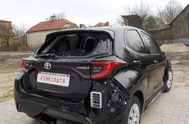 Toyota Yaris cena 30900 przebieg: 19611, rok produkcji 2021 z Mielec małe 407